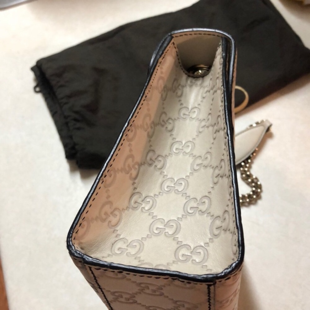Gucci Emily Purse in excellent condition